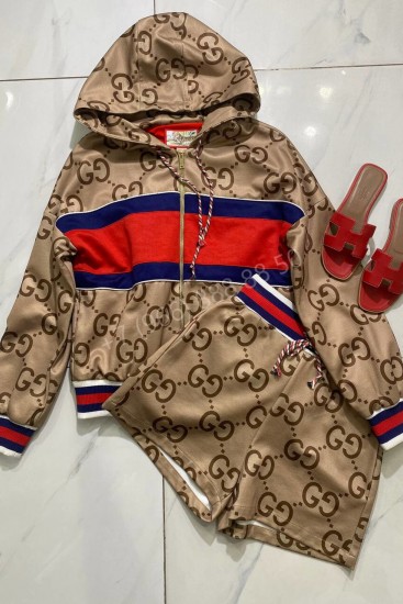 Костюм Gucci