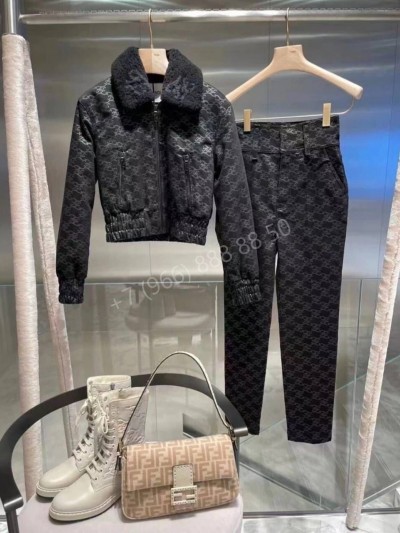 Джинсы Fendi