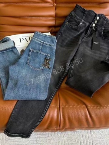Джинсы Yves Saint Laurent