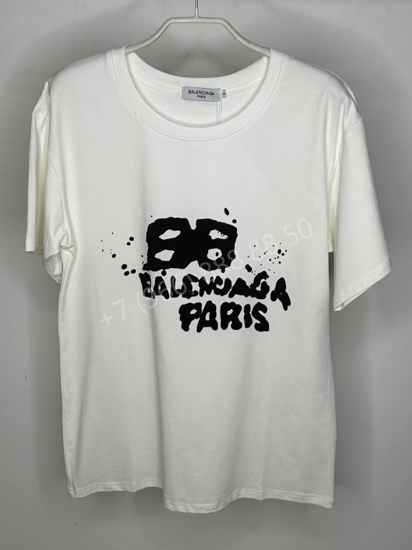 Футболка Balenciaga