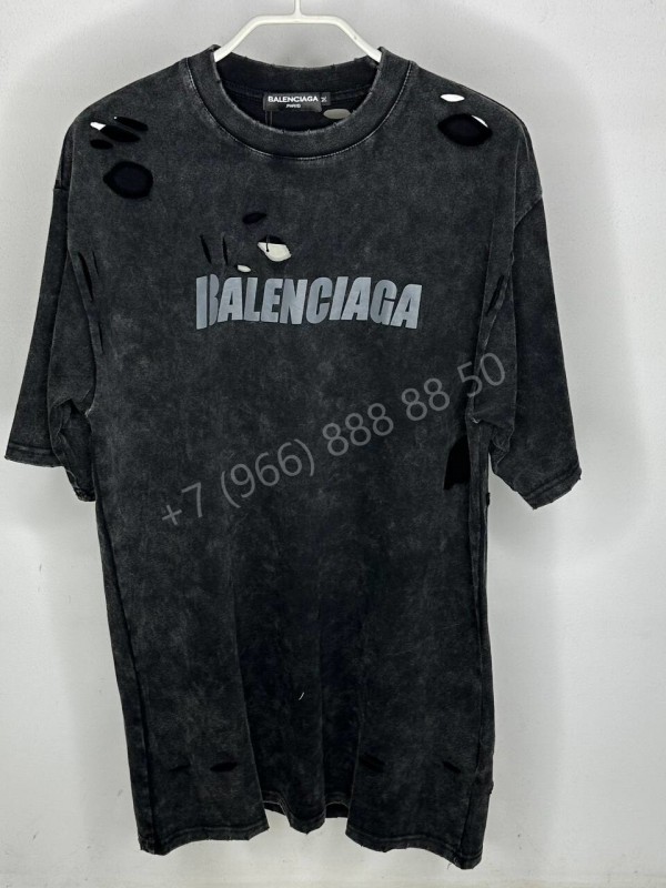 Футболка Balenciaga