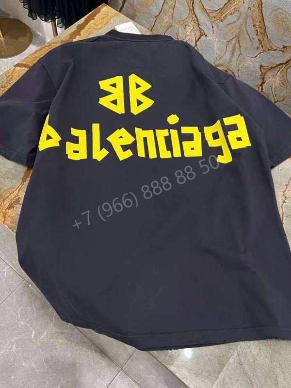 Футболка Balenciaga