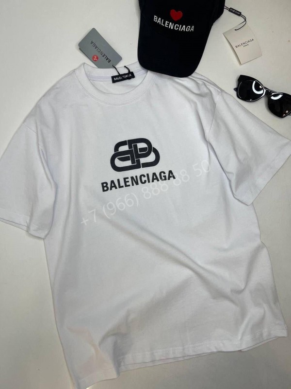 Футболка Balenciaga