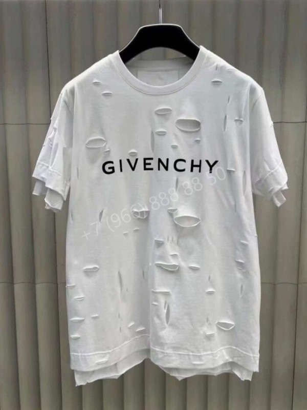 Футболка Givenchy