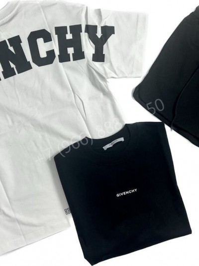 Футболка Givenchy