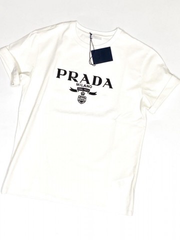 Футболка Prada