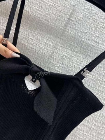 Топ CHANEL