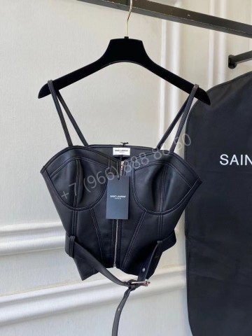 Топ Yves Saint Laurent