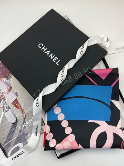 Платок CHANEL