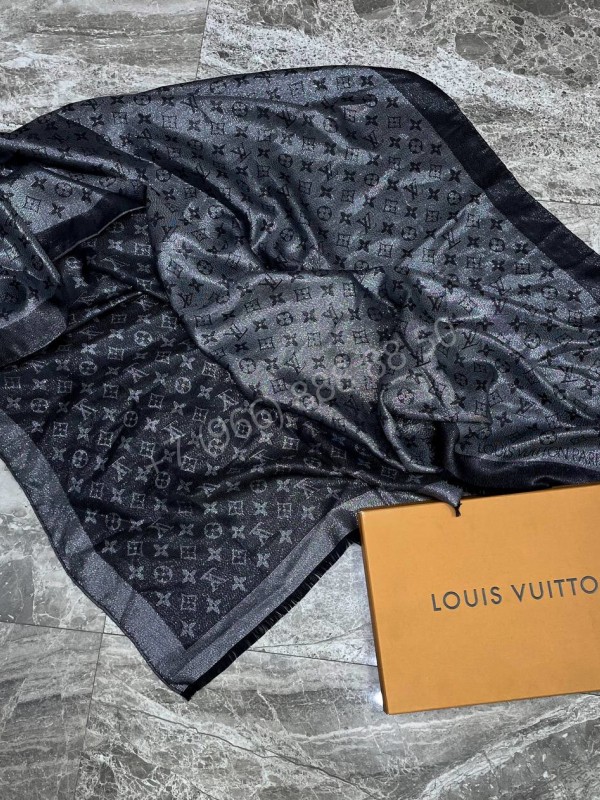 Платок Louis Vuitton