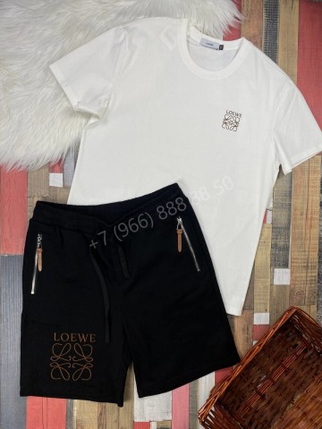Прогулочный костюм Loewe