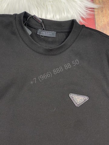 Прогулочный костюм Prada