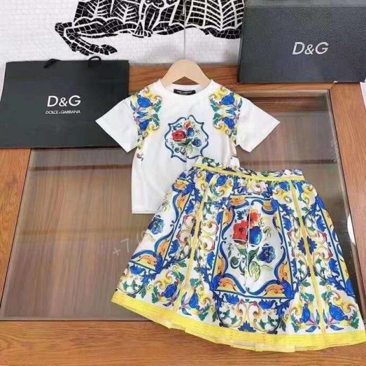 Костюм Dolce&Gabbana