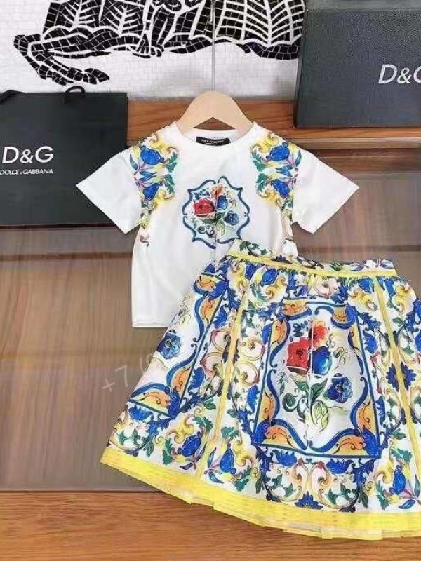 Костюм Dolce&Gabbana