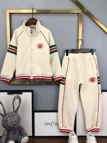 Костюм Gucci