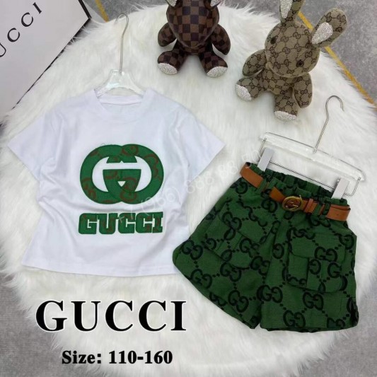 Костюм Gucci