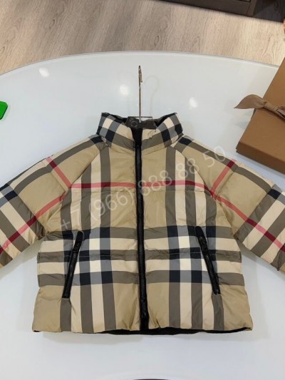 Пуховик Burberry