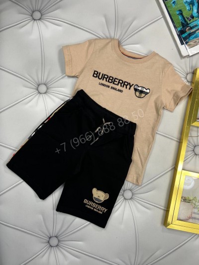 Костюм Burberry