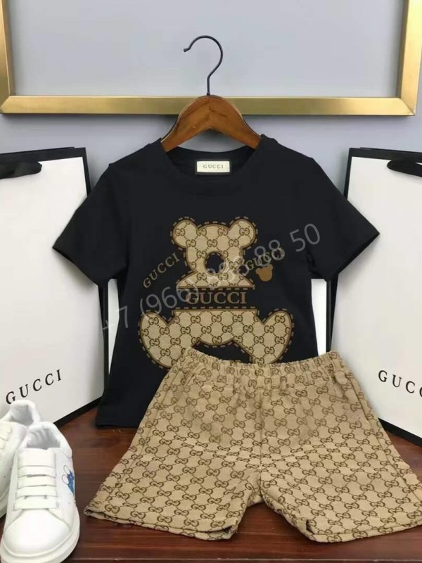 Костюм Burberry