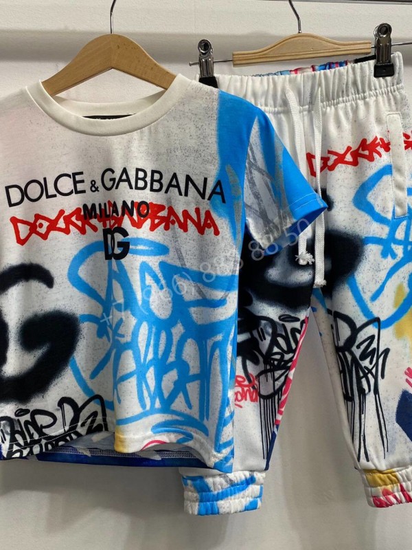 Костюм Dolce&Gabbana