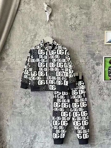 Костюм Dolce&Gabbana