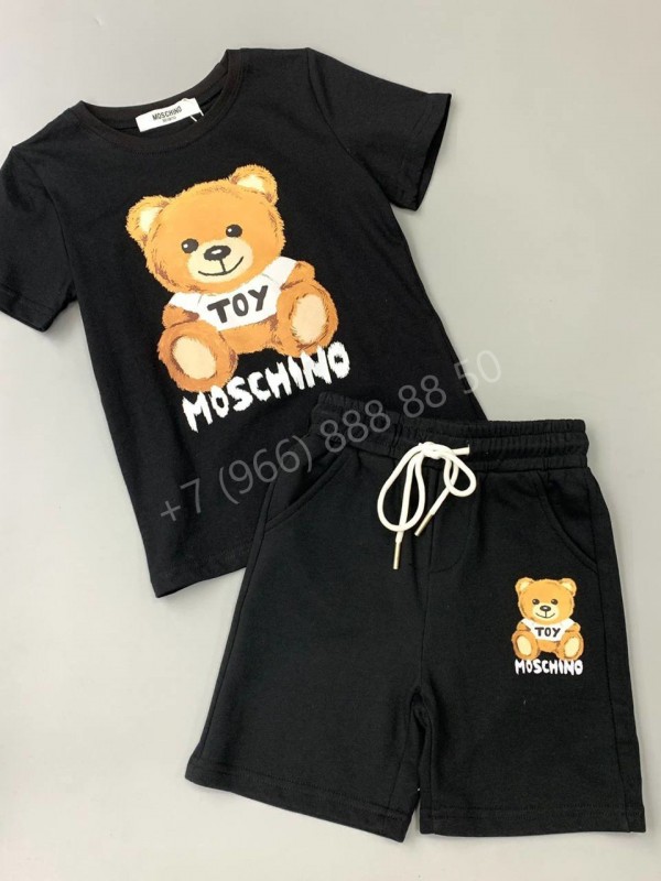 Костюм Moschino