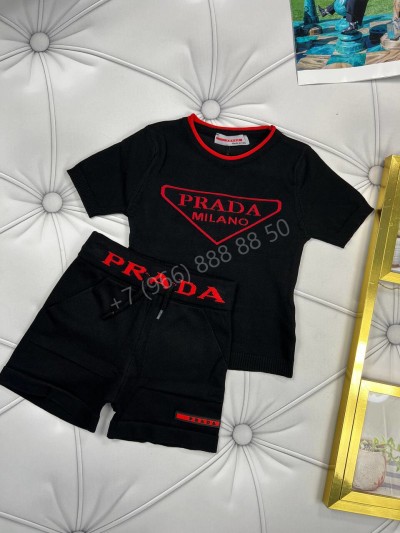 Костюм  Prada