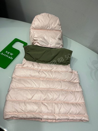 Безрукавка Moncler