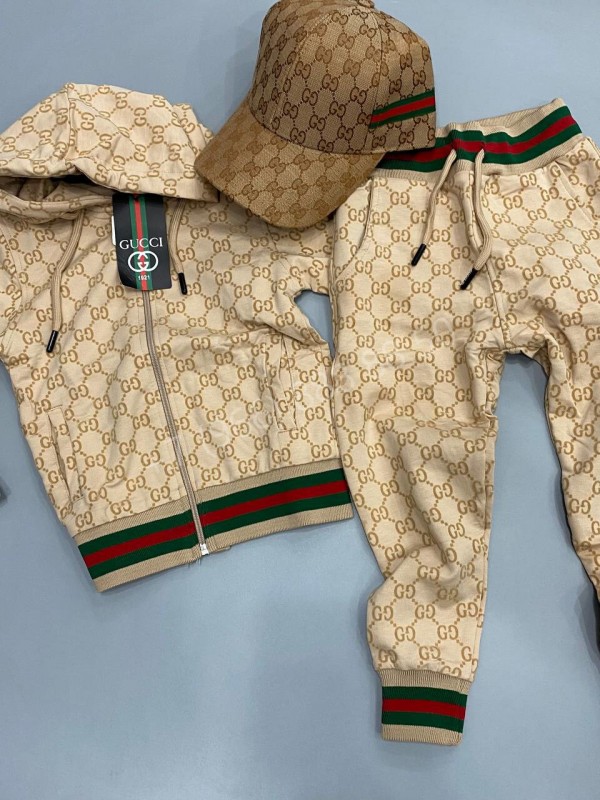 Спортивный костюм Gucci