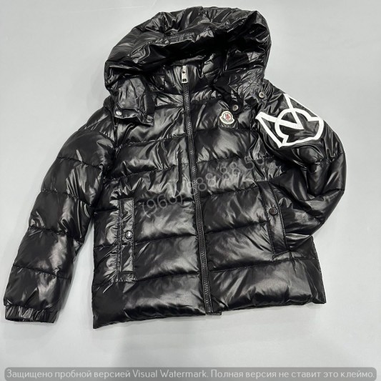 Пуховик Moncler