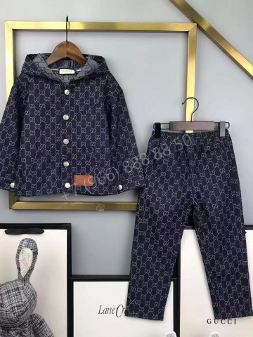 Джинсовый костюм Gucci