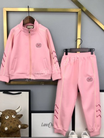 Костюм Gucci