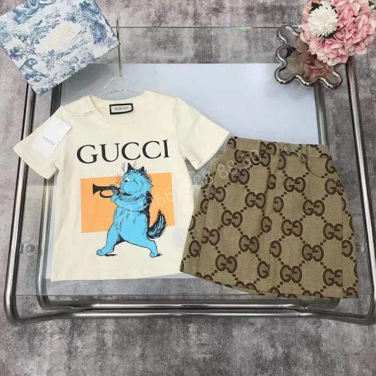 Костюм Gucci