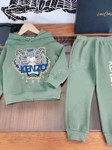 Костюм KENZO