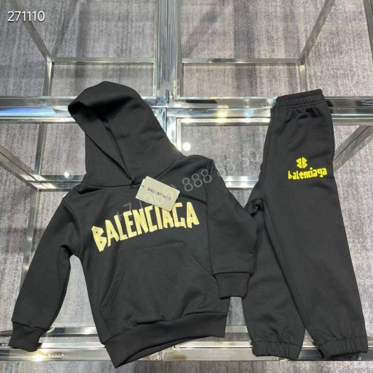 Спортивный костюм Balenciaga