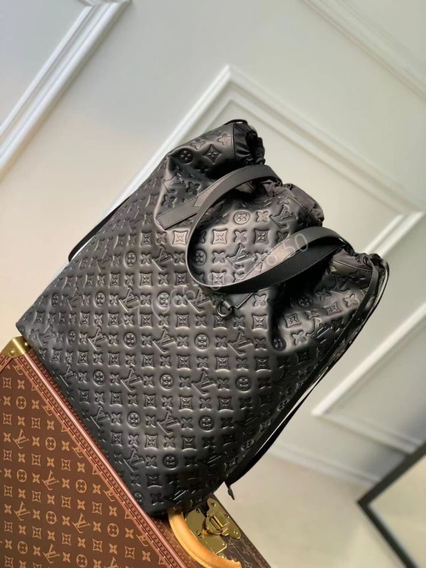 Сумка Louis Vuitton