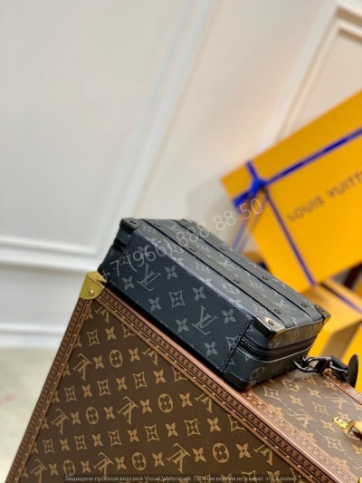 Сумка-мессенджер Louis Vuitton