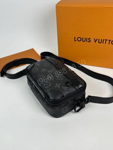Сумка-мессенджер Louis Vuitton