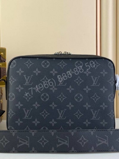 Сумка-мессенджер Louis Vuitton