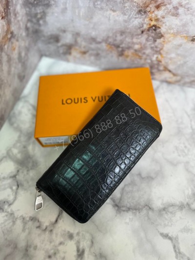 Портмоне Louis Vuitton из кожи крокодила