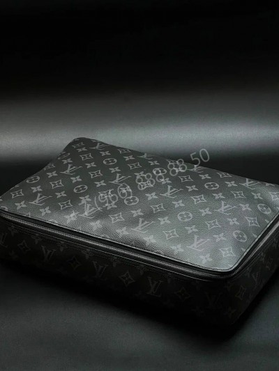 Несессер Louis Vuitton