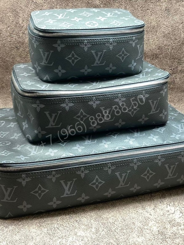 Несессер Louis Vuitton