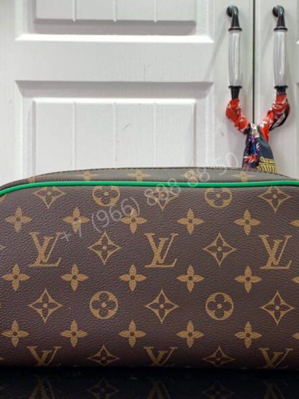 Несессер Louis Vuitton