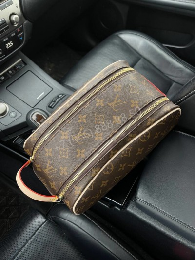 Несессер Louis Vuitton