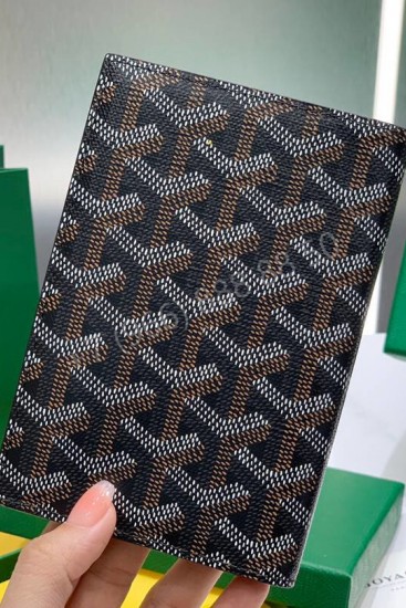 Обложка на паспорт Goyard