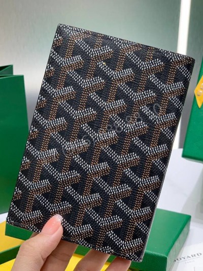 Обложка на паспорт Goyard