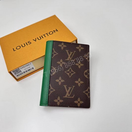 Обложка на паспорт Louis Vuitton