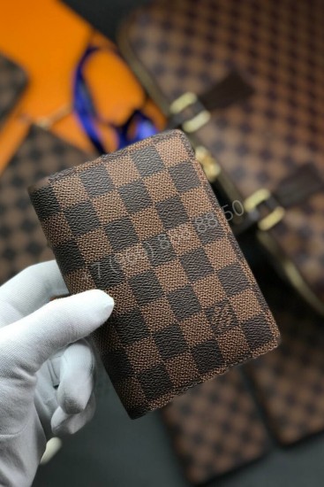 Обложка на паспорт Louis Vuitton