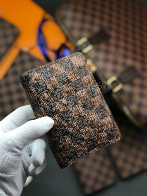 Обложка на паспорт Louis Vuitton