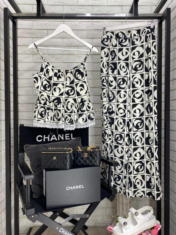 Костюм CHANEL